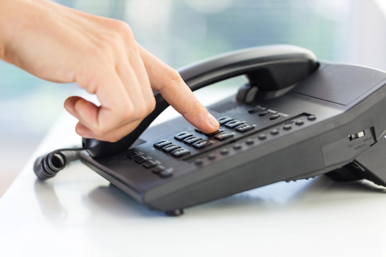 Zakaj je telefonski marketing najbolj priljubljen kanal za podjetja in katere prednosti ponuja